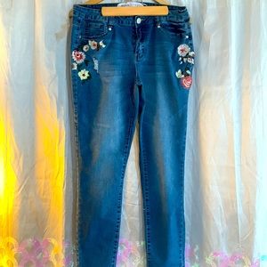 Absolutely Famous Floral Embroidery Straight Leg Jeans size 12